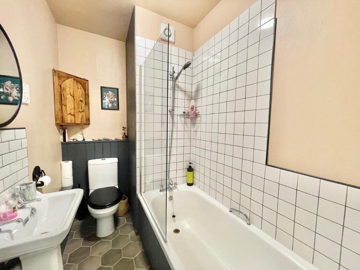 Stunning 2 Bed With Sea View In Hastings Old Town Leilighet Eksteriør bilde